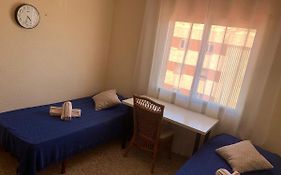 Cozy Room Guapo-Alicante Nearby The Beach And The Center