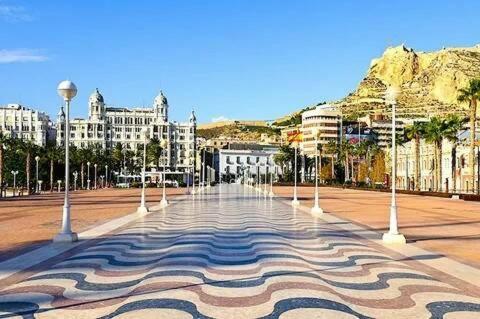 Cozy Room Guapo-Alicante Nearby The Beach And The Center Exterior foto
